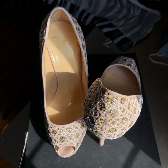 Giuseppe Zanotti - Picture 2 of 4